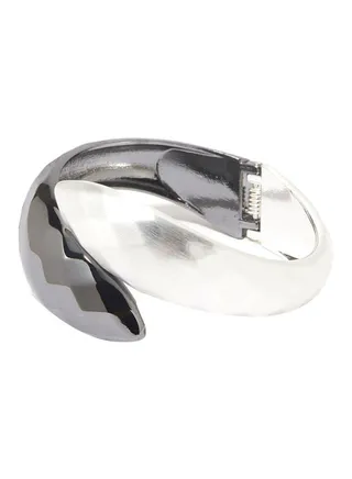 Foldover Clasp Bangle 