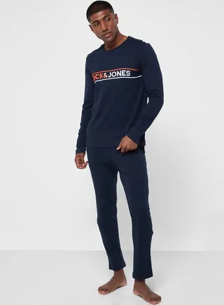 Logo T-Shirt & Sweatpants Set 