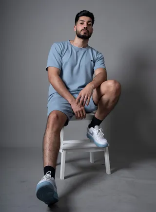Men T-Shirt And Shorts Set Suitable For Indoor And Outdoor 