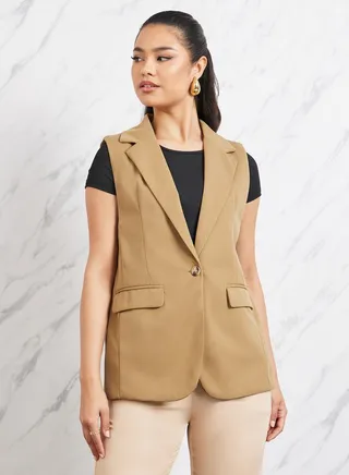 Solid Sleeveless Blazer with Flap Pocket Detail 