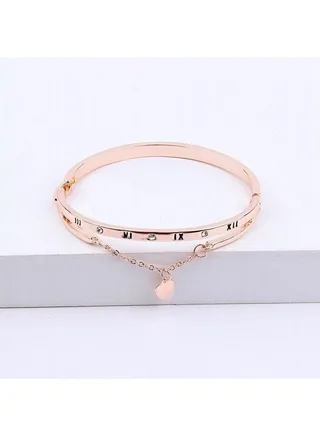 Roman Digital Tassel Peach Heart Bracelet 