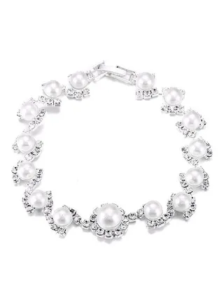 Stone And Pearl Embedded Bracelet 
