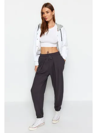 Anthracite Pleated Loose Jogger Knitted Sweatpants. 