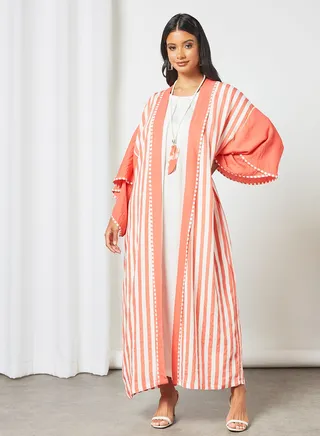 Comfortable Modest Bisht Coral/White 