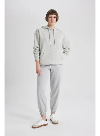 Woman Jogger Fit Knitted Trousers 