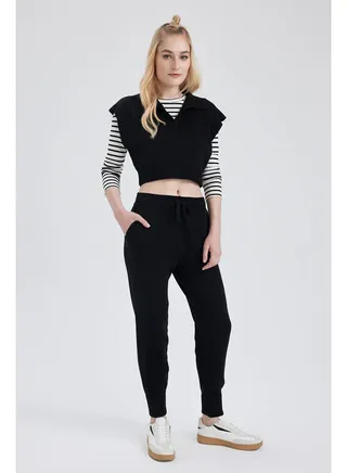 Woman Jogger Fit Tricot Trousers 