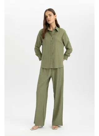 Woman Wide Leg Woven Trousers 