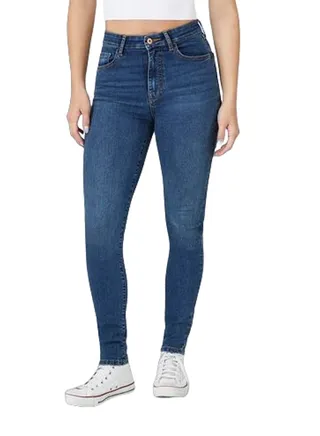 Super-Stretch High-Rise Skinny Jeans 