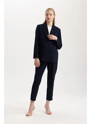 Woman Smart Casual Slim Fit Woven Trousers 