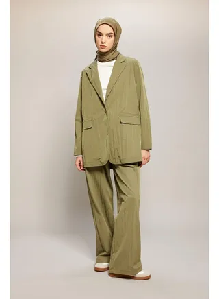 Woman Wideleg Cargo Woven Trousers 