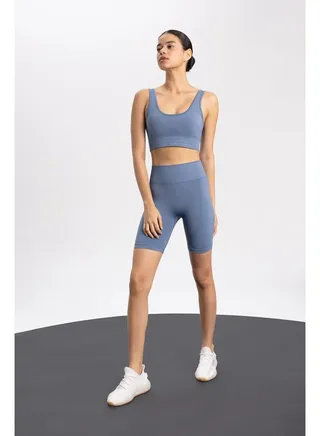 Woman Biker Knitted Leggings 