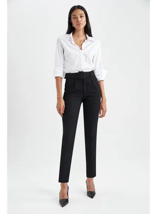 Woman Smart Casual Slim Fit Woven Trousers 