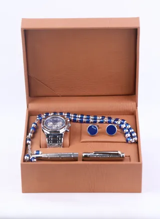 Consisting of  Magnetic Watch Set 