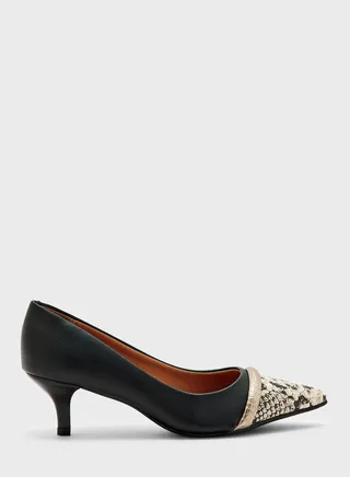 Shiloh Pointed Toe Mid Heel Pumps