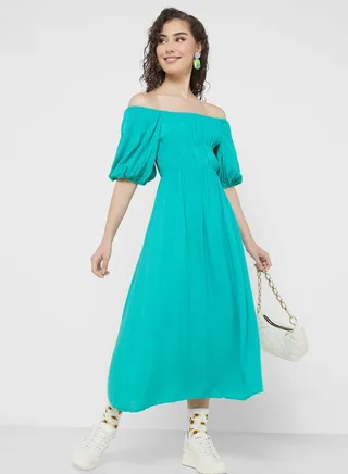 Cold Shoulder Pleat Detail Dress 