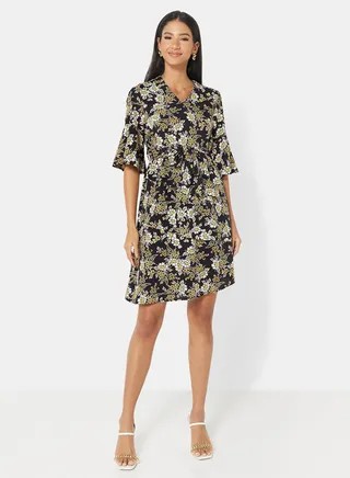 Women's Casual V-Neck Floral Print Short Sleeve Midi Dress With Slit Black White Print 