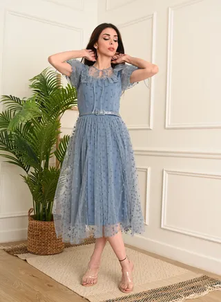 Chiffon dress with short sleeves and a belt at the waist, Cyan 