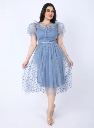 Chiffon dress with short sleeves and a belt at the waist, Cyan 