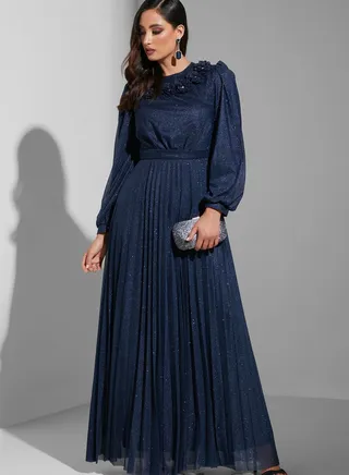 Flower Neck Detail Dress 