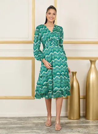 Chevron AOP Tiered Midi Dress 
