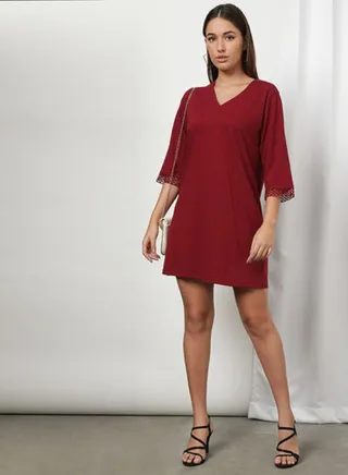 Lace Trim Detail V-Neck Three-Quarter Sleeve Mini Dress Maroon 