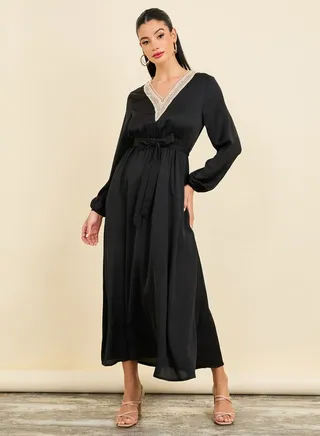 Lace Trim V Neck A-Line Midi Dress with Self Tie  Up 