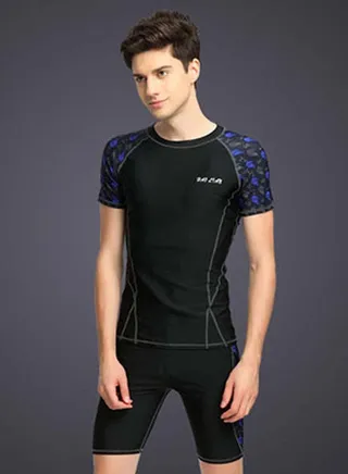 Swim Shorts And Crew Neck T-Shirt Black 