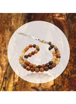 Agate rosary is made of high-quality and durable threads to make this rosary, which gives it strength and solidity. 