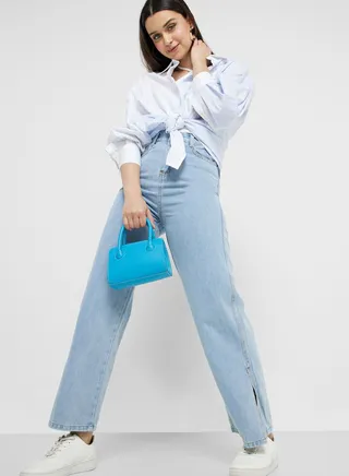 Boyfriend Fit Jeans With Side Slit 
