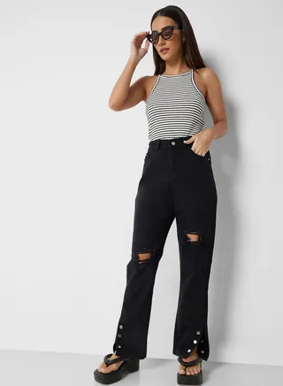 Ripped Detail Slit Button Hem Jeans 