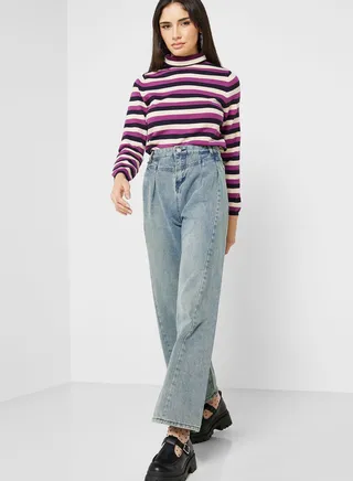 Front Pleat Detail Jeans 