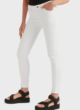 Classic Skinny Jeans 