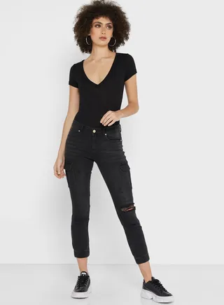 Distressed Skinny Jeans 