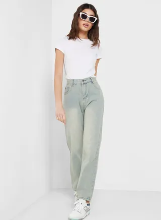 High Waist Mom Dragging Jeans