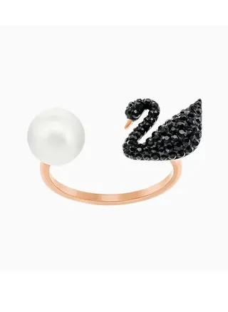 Iconic Swan and Pearl Ring 