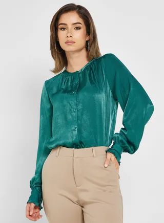 Button Detail Top 
