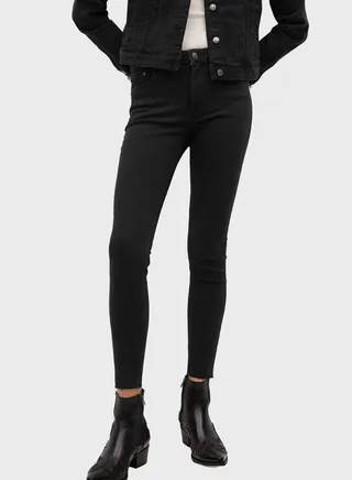 Raw Hem Skinny Jeans 