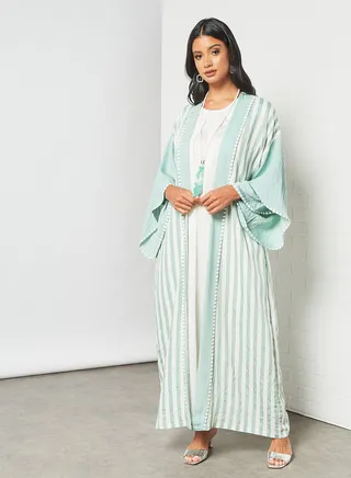 Comfortable Modest Bisht Green/White 