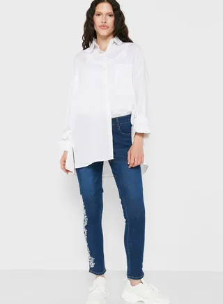 Embroidered Mom Jeans