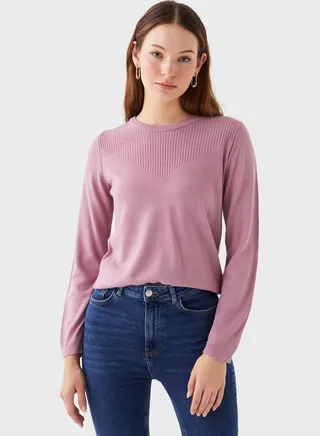 Round Neck Knitted Sweater 