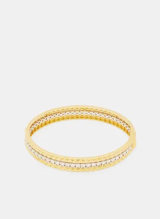 18Kt Yellow Gold Bangles Studded with Natural Diamonds 