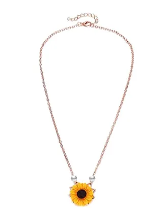 Flower Pendant Necklace With Pearl 