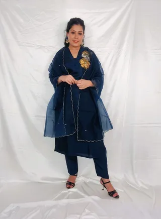 PRIYA'S PANACHE Royal Blue Silk Collared Straight Kurta Pant Set with Organza dupatta. 