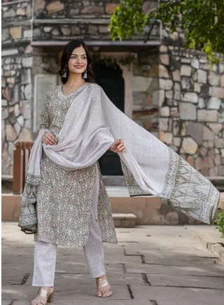 Cotton Fabric Batik Print Women Kurta Set with Dupatta an Ethnic Wear for Women 