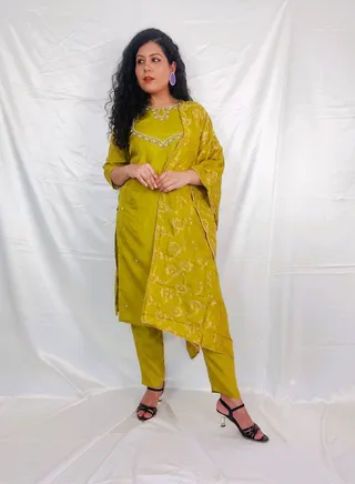 PRIYA’S PANACHE Beautiful Silk Kurti Pant Suit Set with Banarasi Dupatta for Women 