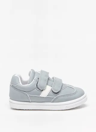 Boys Solid Sneakers with Hook and Loop Closure 