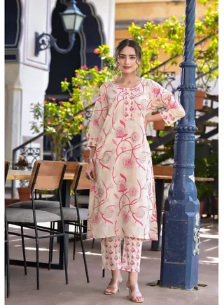 PRIYA'S PANACHE Floral Print Cotton Straight Kurta with Pant & Dupatta Set 