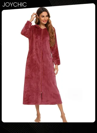 Long-sleeved Autumn and Winter Flannel Warm and Windproof Nightgown Cardigan Women Zipper Long Bedroom Pajamas with Hat and Pockets Wine Red 