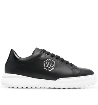Logo-Plaque Low-Top Sneakers