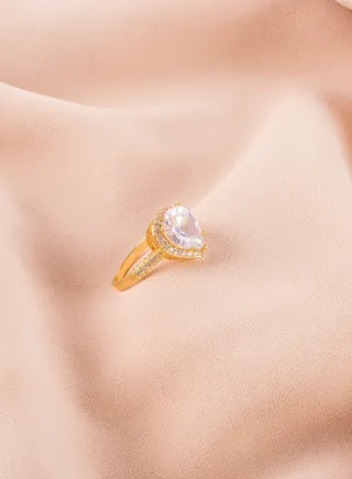 Chinese Gold Zirconic Water Drop Ring Size 9/19 